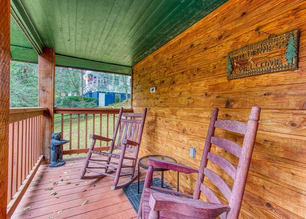 Cozy Creek Cabin 鸽子谷 外观 照片
